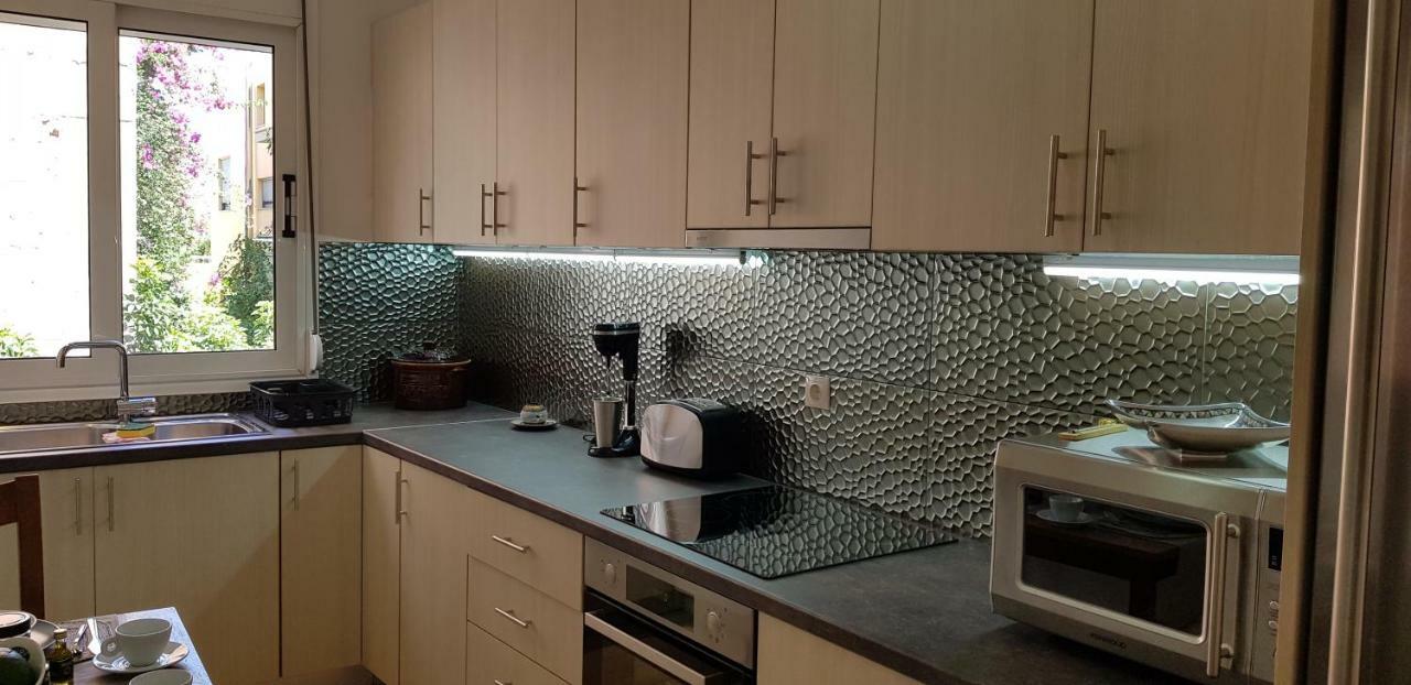 Spacious Apartment In The Historical Center Of 아테네 외부 사진