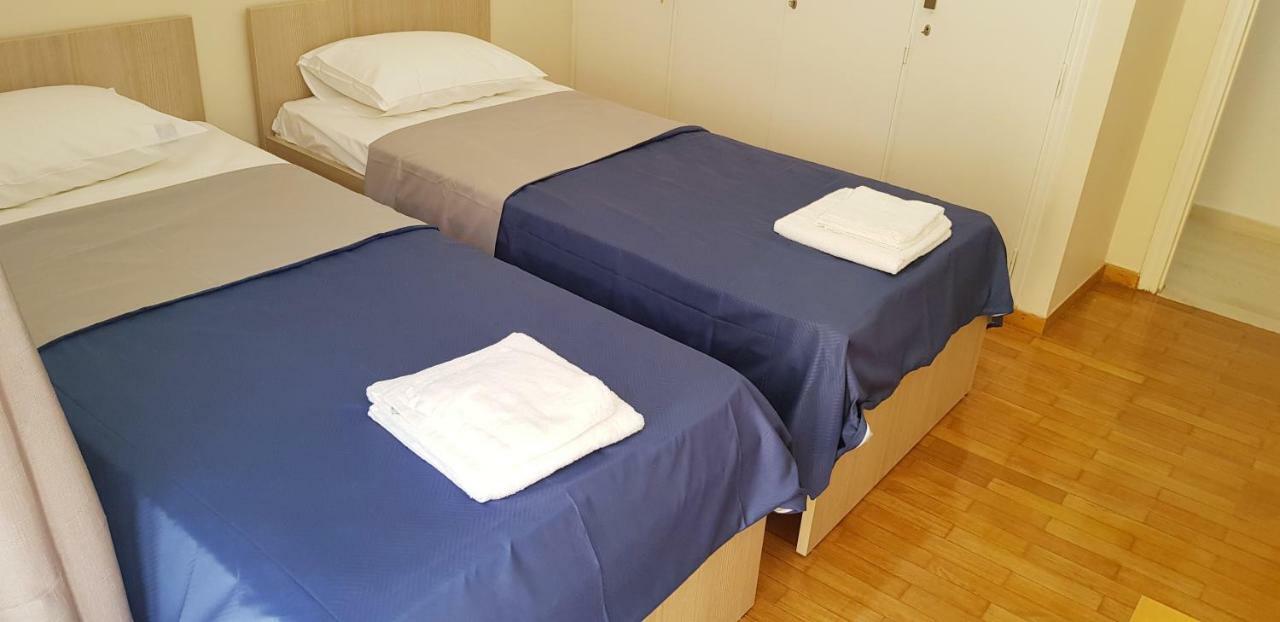 Spacious Apartment In The Historical Center Of 아테네 외부 사진