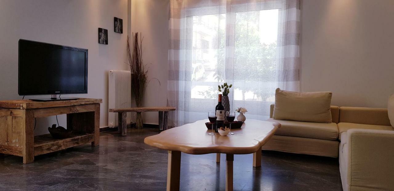 Spacious Apartment In The Historical Center Of 아테네 외부 사진